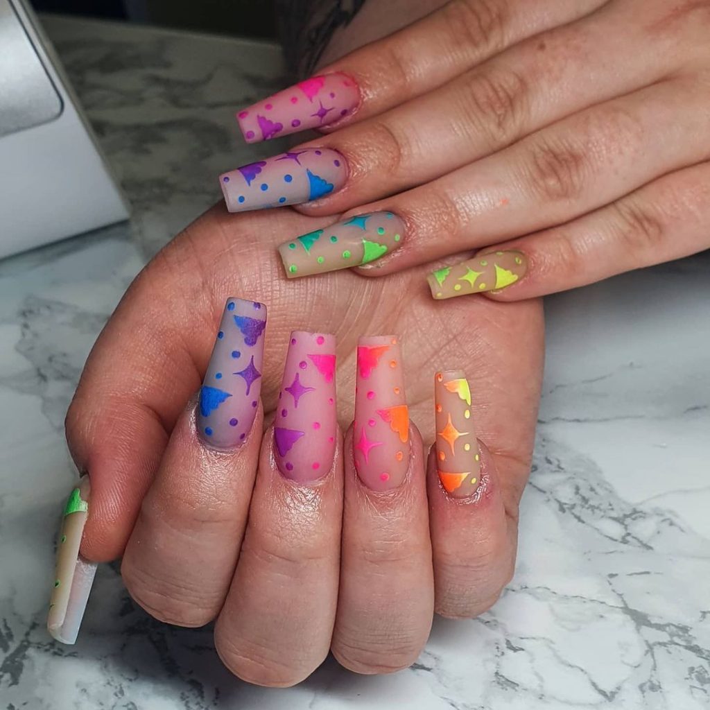 31 Nail Art Designs That Are Ideal for Short Nails