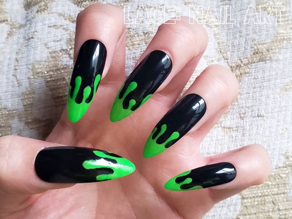 31 Nail Art Designs That Are Ideal for Short Nails