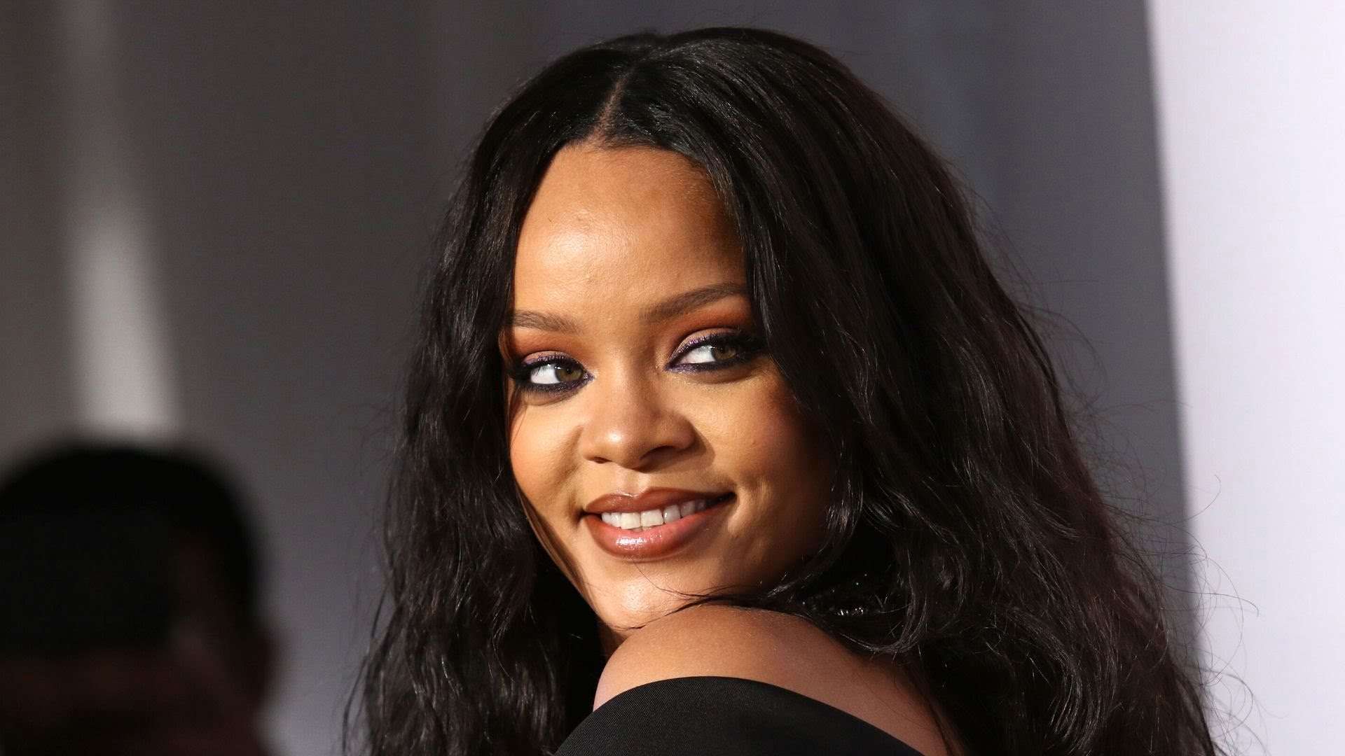 rihanna net worth 2021